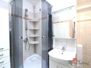 Pronájem bytu 1+1, Kralupy nad Vltavou, sídl. Hůrka, 33 m2