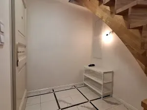 Pronájem bytu 2+1, Praha - Karlín, Březinova, 90 m2