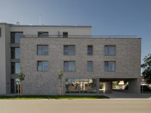 Prodej obchodního prostoru, Plzeň, Na Roudné, 82 m2