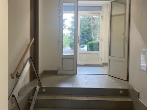Pronájem bytu 2+kk, Praha, Konstantinova, 43 m2