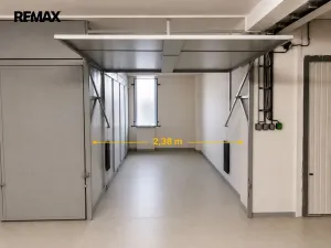 Pronájem garáže, Praha - Modřany, K dolům, 12 m2