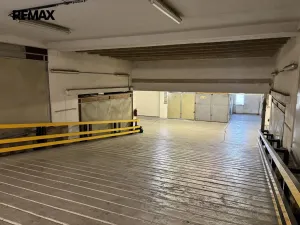 Pronájem garáže, Praha - Modřany, K dolům, 12 m2