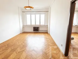 Pronájem bytu 2+kk, Praha - Holešovice, U Pergamenky, 58 m2