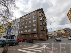 Pronájem bytu 2+kk, Praha - Holešovice, U Pergamenky, 58 m2