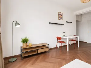 Pronájem bytu 1+kk, Praha - Holešovice, Tovární, 31 m2