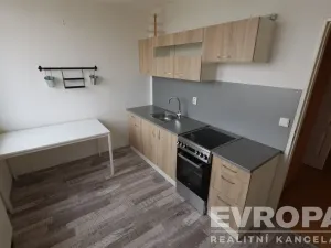 Pronájem bytu 1+1, Praha - Troja, Olštýnská, 37 m2