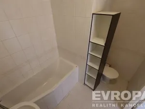 Pronájem bytu 1+1, Praha - Troja, Olštýnská, 37 m2