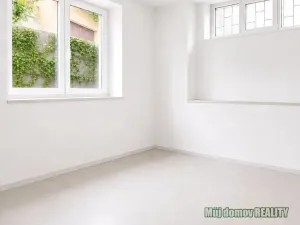 Pronájem bytu 1+kk, Praha - Libeň, 30 m2