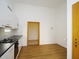 Pronájem bytu 3+1, Praha - Smíchov, V lesíčku, 104 m2