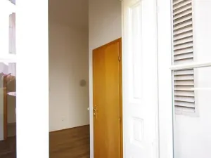 Pronájem bytu 3+1, Praha - Smíchov, V lesíčku, 104 m2