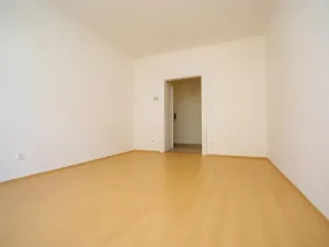Pronájem bytu 3+1, Praha - Smíchov, V lesíčku, 104 m2