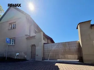 Pronájem bytu 1+kk, Ořech, V Chaloupkách, 30 m2