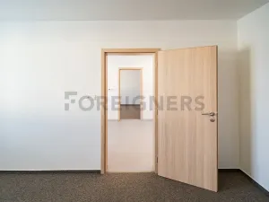 Pronájem bytu 2+1, Pardubice, Železničního pluku, 69 m2