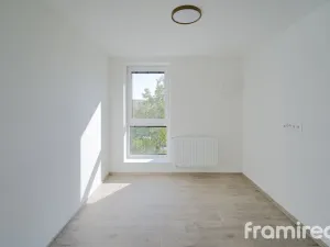 Pronájem bytu 2+kk, Veselí nad Moravou, náměstí Míru, 61 m2
