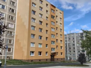 Prodej bytu 3+1, Sokolov, Spartakiádní, 73 m2