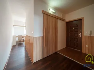 Prodej bytu 3+1, Sokolov, Spartakiádní, 73 m2