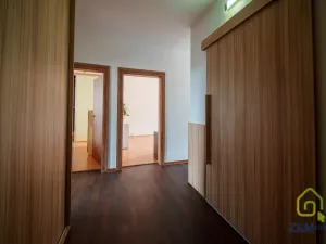 Prodej bytu 3+1, Sokolov, Spartakiádní, 73 m2