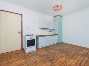 Prodej bytu 2+1, Rybitví, Školní, 49 m2