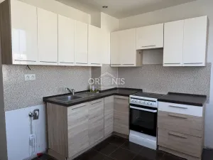 Prodej bytu 1+1, Chomutov, Dřínovská, 40 m2