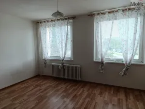 Prodej bytu 1+kk, Ústí nad Labem - Krásné Březno, V Oblouku, 32 m2