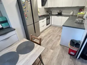 Pronájem bytu 3+1, Praha - Kobylisy, Mirovická, 78 m2