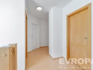 Prodej rodinného domu, Hybrálec, 225 m2
