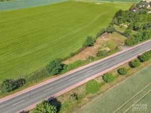 Prodej komerčního pozemku, Hradec Králové, 775 m2