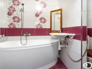 Pronájem bytu 2+1, Holice, Na Mušce, 54 m2