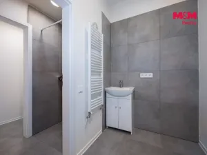 Pronájem kanceláře, Horoměřice, Velvarská, 45 m2