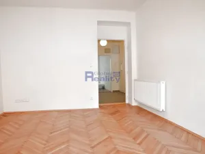 Pronájem bytu 2+1, Hradec Králové, Tomkova, 55 m2
