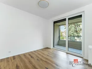 Pronájem bytu 2+kk, Praha - Smíchov, Plzeňská, 51 m2