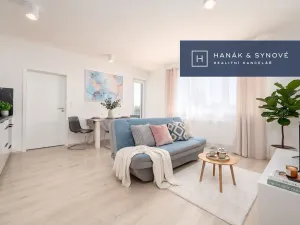 Prodej bytu 2+kk, Pohořelice, U Kasáren, 46 m2