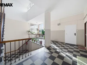 Prodej bytu 2+kk, Karlovy Vary - Drahovice, Vítězná, 46 m2