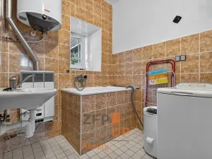 Prodej rodinného domu, Korouhev, 300 m2