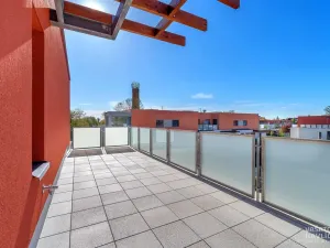 Prodej bytu 3+kk, Hradec Králové, 77 m2