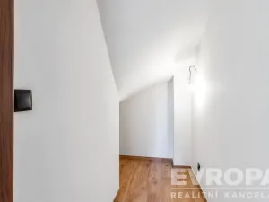Prodej rodinného domu, Okrouhlice - Chlístov, 169 m2