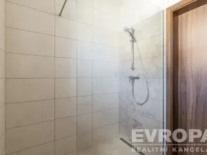 Prodej rodinného domu, Okrouhlice - Chlístov, 169 m2