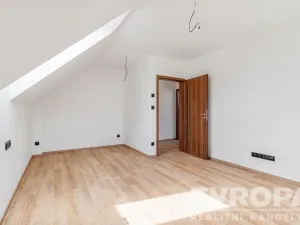 Prodej rodinného domu, Okrouhlice - Chlístov, 169 m2