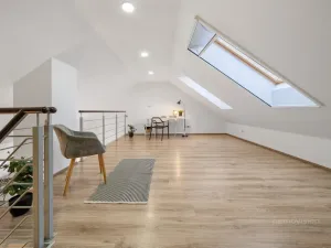 Prodej bytu 3+kk, Moravany, Višňová, 103 m2