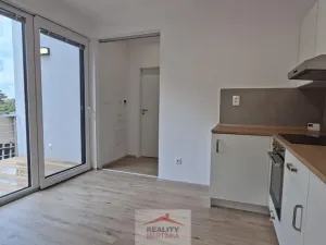 Pronájem rodinného domu, Valašské Meziříčí, 28. října