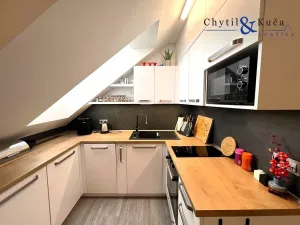 Prodej atypického bytu, Beňov, 235 m2