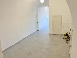 Pronájem kanceláře, Valašské Meziříčí, Náměstí, 46 m2