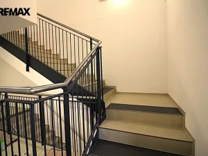 Pronájem bytu 1+kk, Chrastava, náměstí 1. máje, 31 m2