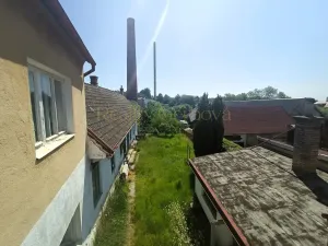 Prodej rodinného domu, Studená, nám. Sv. J. Nepomuckého, 180 m2