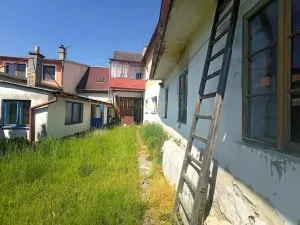 Prodej rodinného domu, Studená, nám. Sv. J. Nepomuckého, 180 m2