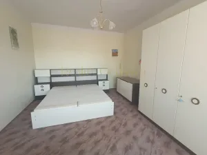 Prodej rodinného domu, Studená, nám. Sv. J. Nepomuckého, 180 m2