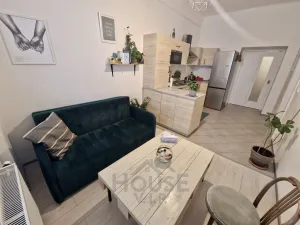 Pronájem bytu 2+kk, Praha, Na hroudě, 47 m2