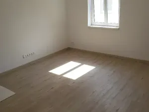 Pronájem bytu 2+1, Hrádek nad Nisou, 52 m2