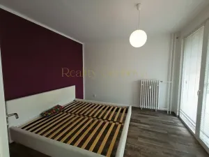 Prodej bytu 4+1, Jindřichův Hradec - Jindřichův Hradec III, sídliště Vajgar, 82 m2