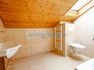 Pronájem bytu 2+kk, Praha - Satalice, Bošínská, 65 m2